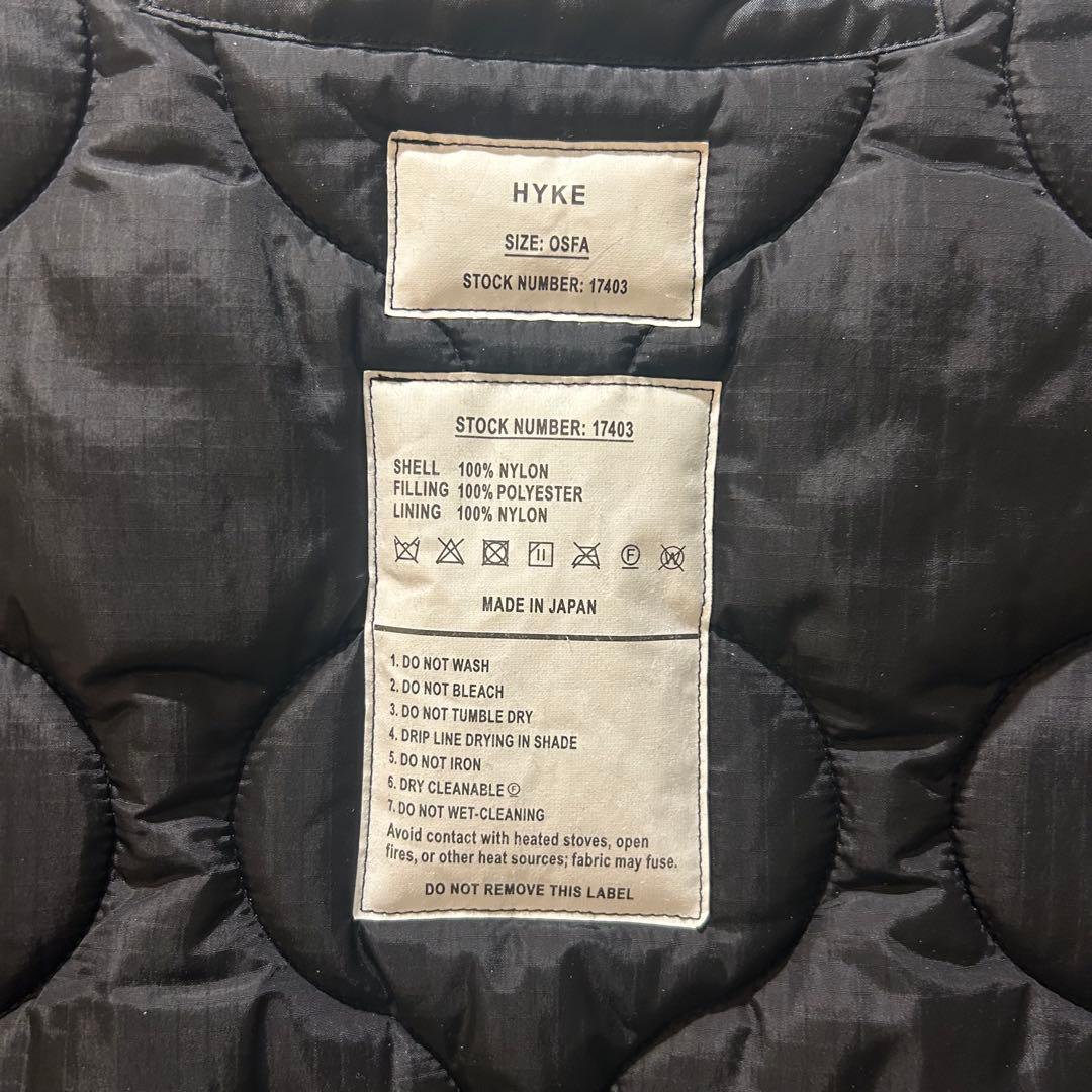 ハイク　QUILTED CROPPED VEST hyke