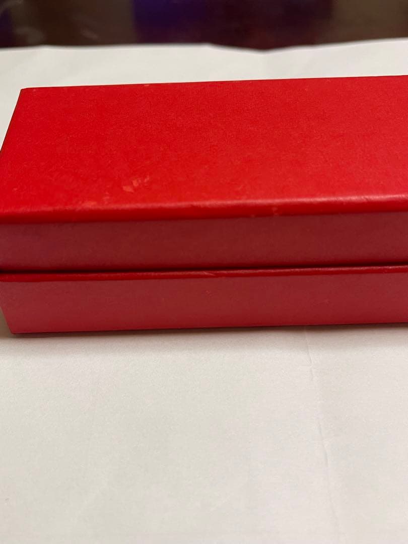 新品未使用　箱保存袋付き　フェラガモ　ビジュー　バレッタ