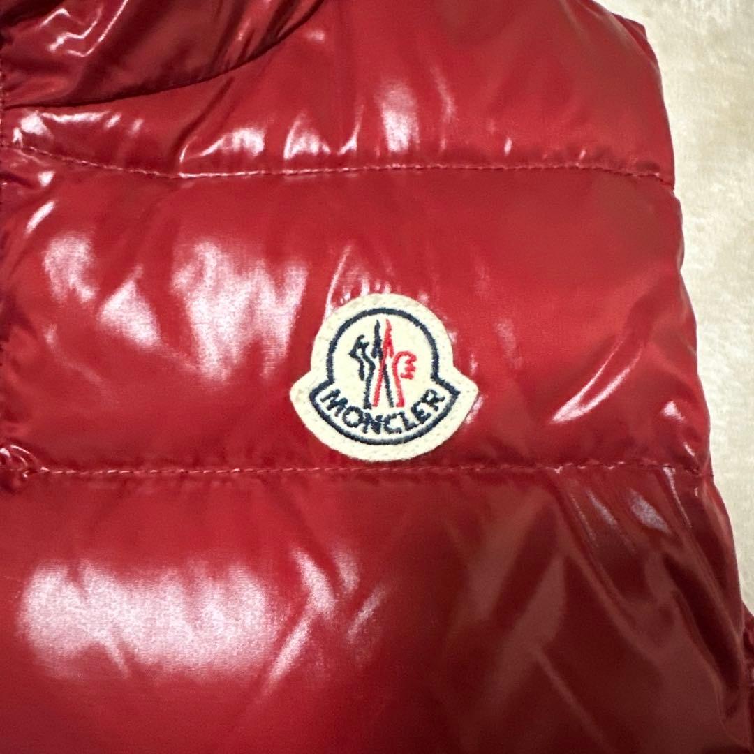 一*！様 MONCLER 赤 ダウンベスト