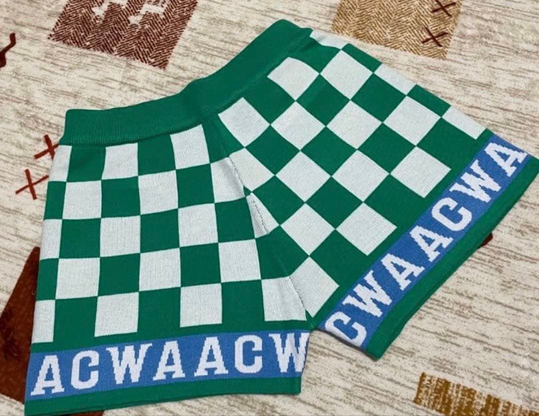 お値下げセットアップ　WAAC 上下セット　レディースゴルフウェア　サイズ1