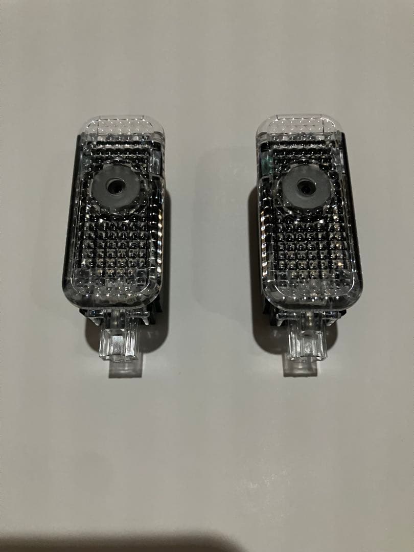 Audi純正エントリーライト Audi Einstiegs-LED