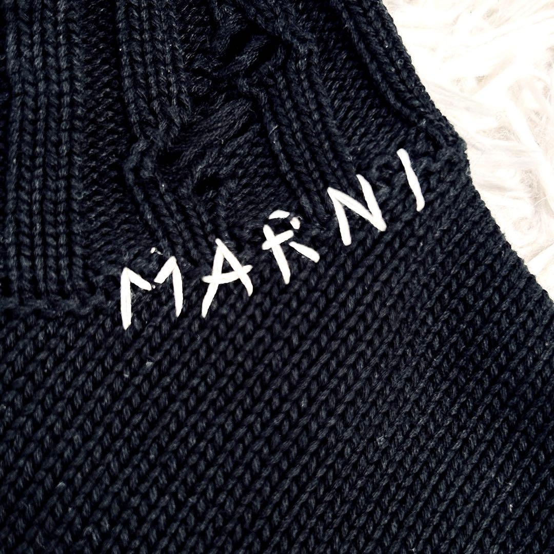 MARNI マルニ ブラックコットンクロップドベスト ダメージ加工 ニット ロゴ