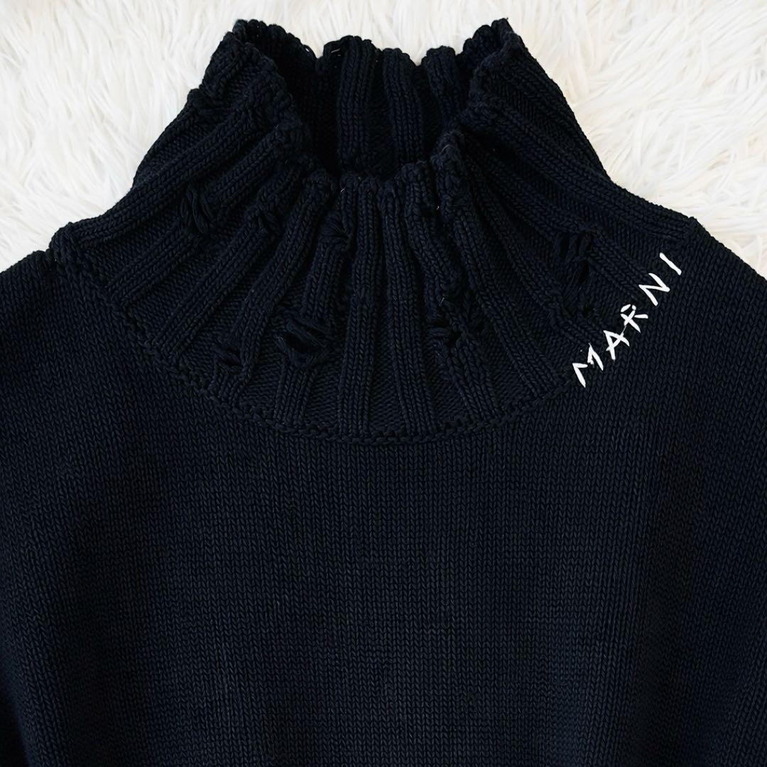 MARNI マルニ ブラックコットンクロップドベスト ダメージ加工 ニット ロゴ