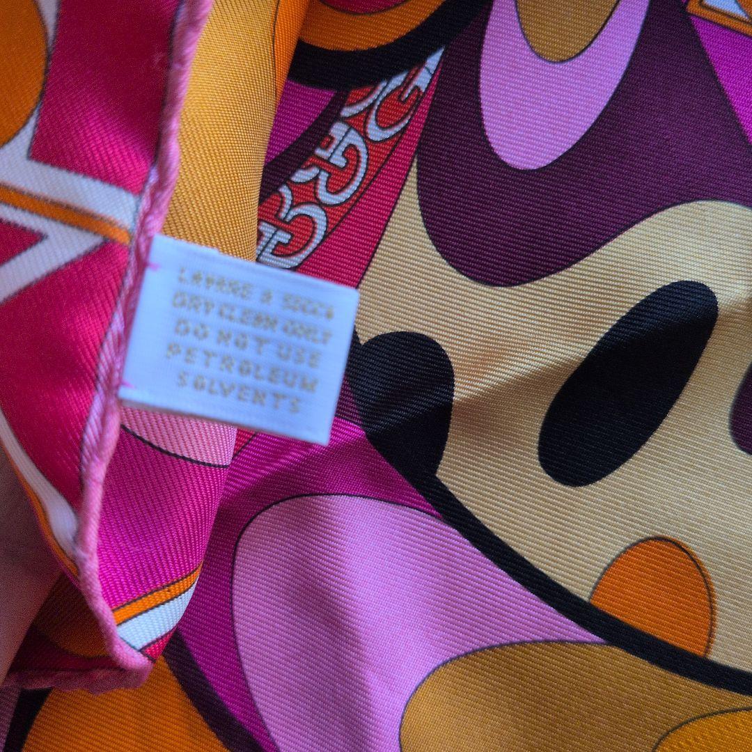 GUCCI シルクスカーフ 抽象模様 ピンク