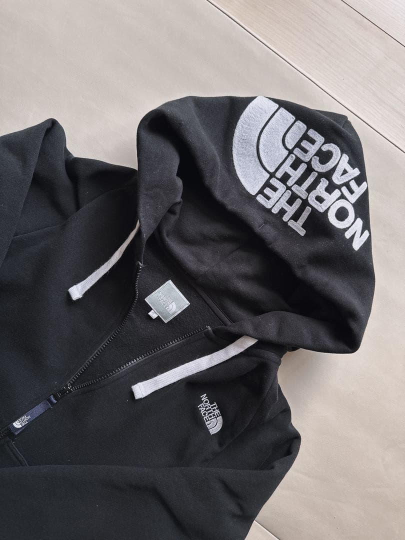 THE NORTH FACE ブラックパーカー フルジップ L