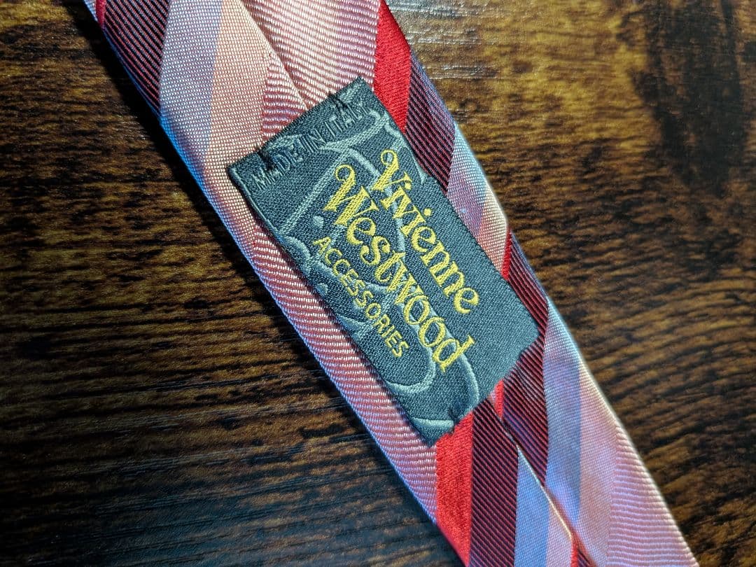 《美品》Vivienne Westwood（ヴィヴィアンウエストウッド）ネクタイ
