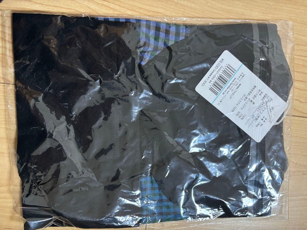 【新品】ファミリア　Tシャツ90
