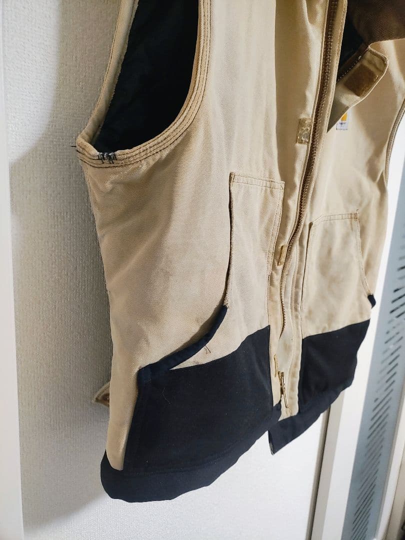 Carhartt ベージュ 黒 ダック生地 ベスト