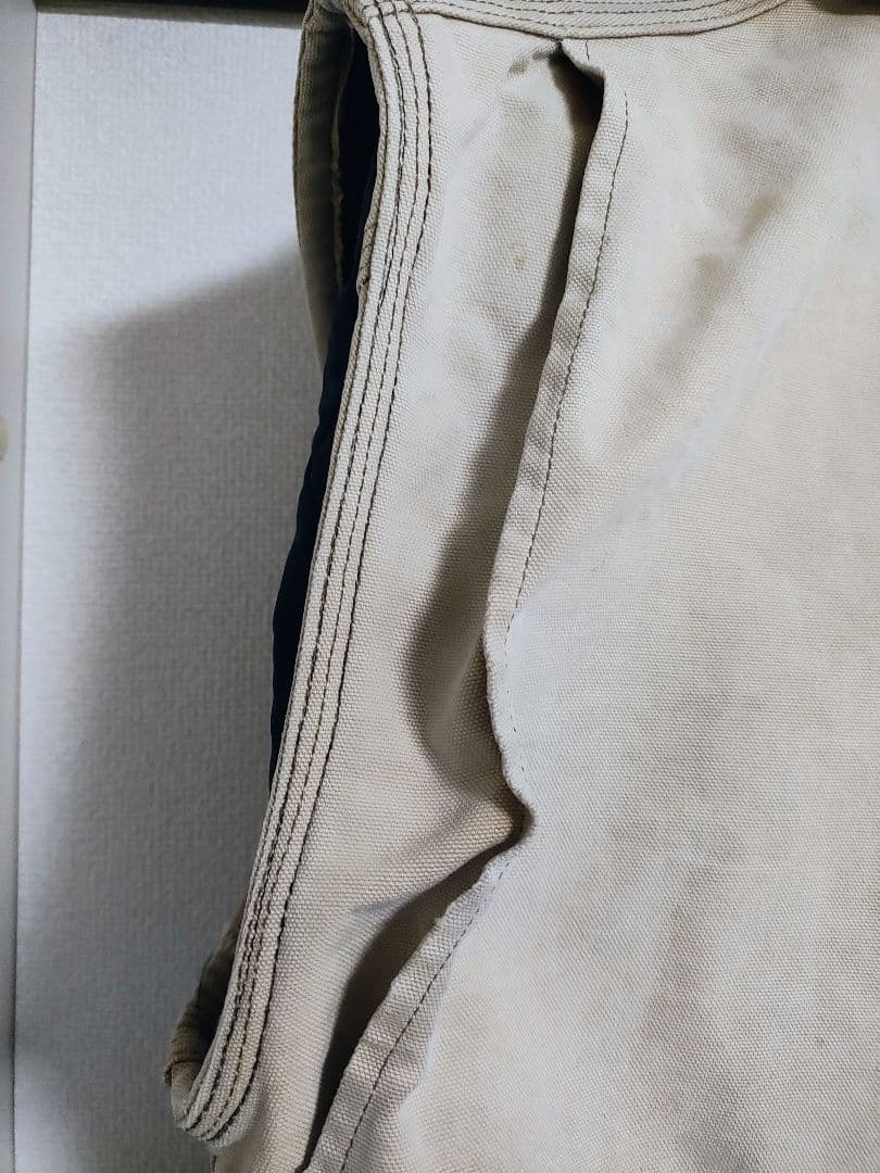 Carhartt ベージュ 黒 ダック生地 ベスト