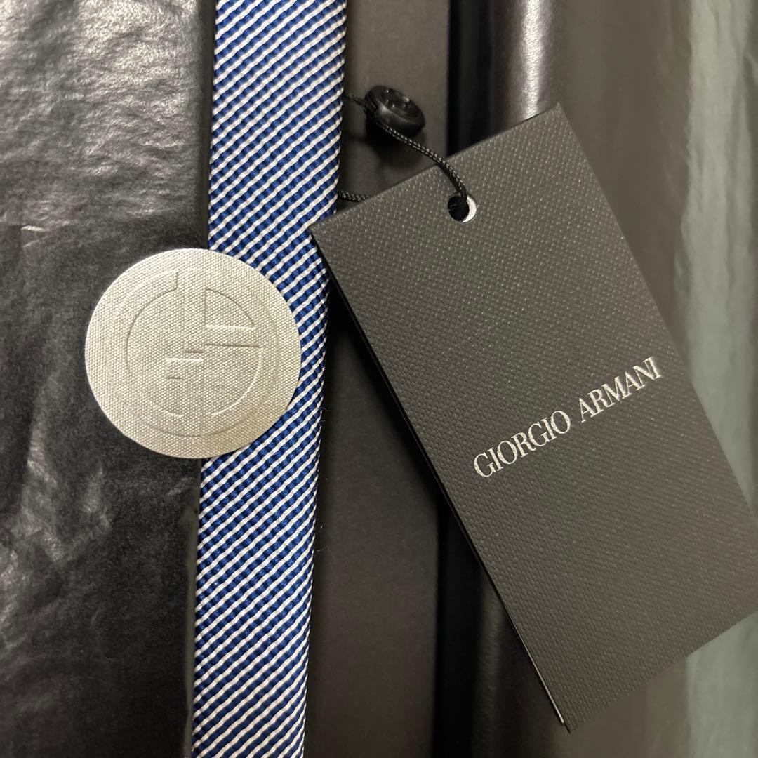 新品　GIORGIO ARMANI イタリア製ネクタイ　 BLUE色