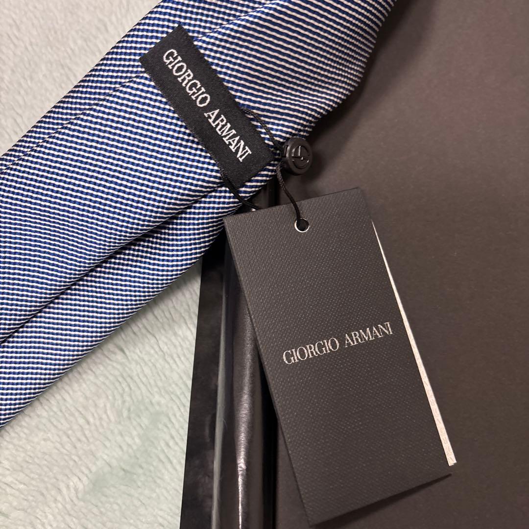新品　GIORGIO ARMANI イタリア製ネクタイ　 BLUE色