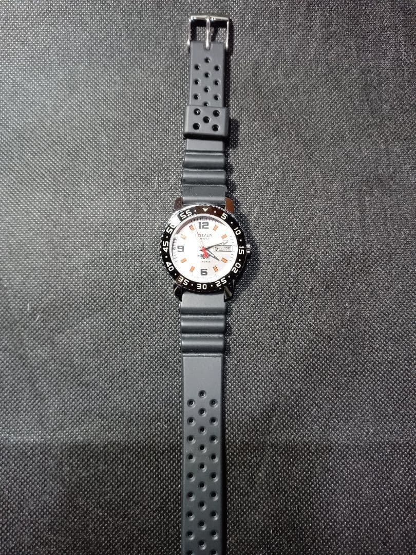 CITIZEN 　シチズン　ダイバータイプ　自動巻き ラバーベルト 時計　日本製