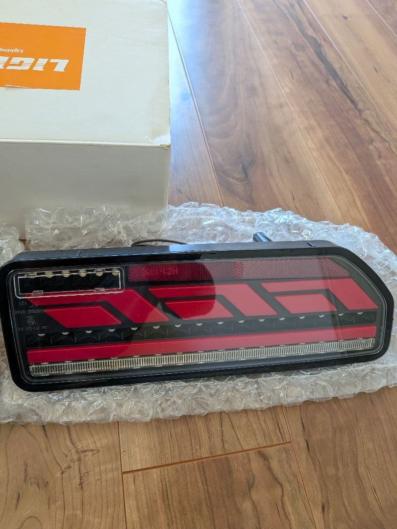 LEDテールランプJB64Wジムニー/JB74Wシエラ(ショウワガレージ
