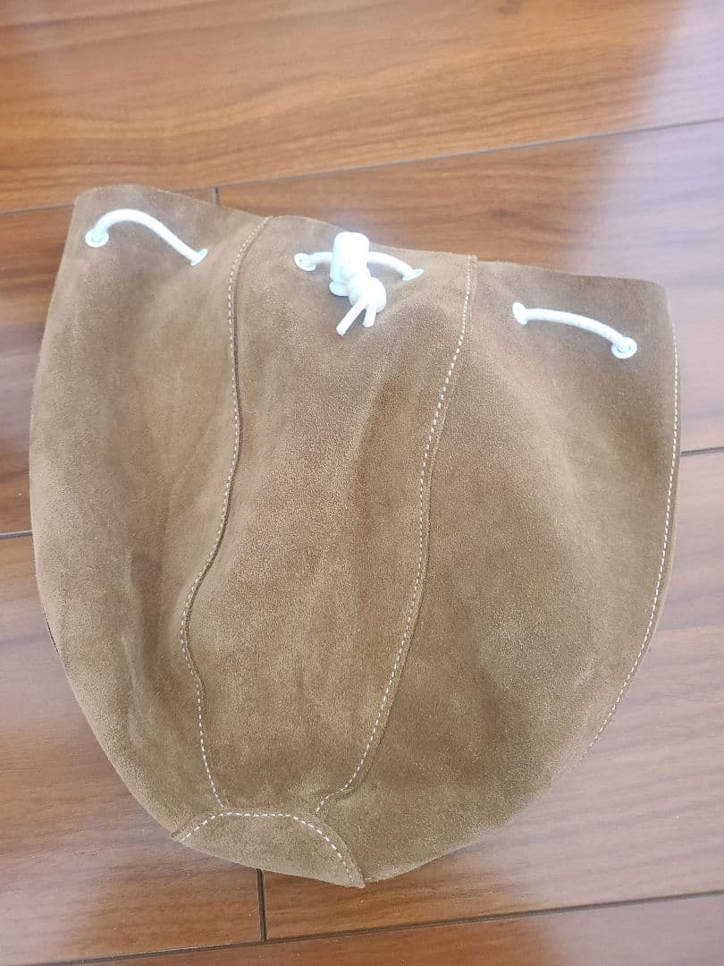Hender Scheme　スエード巾着