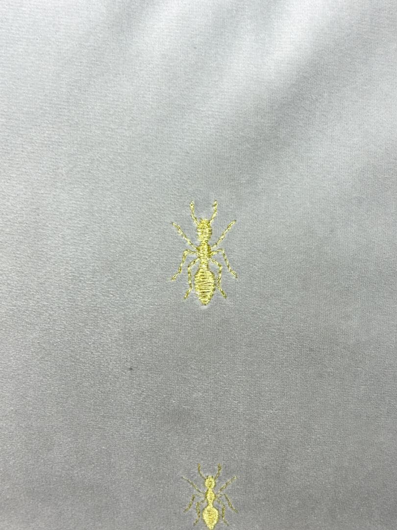 ▲廃番▲　KARE　カレ　45x45cm　クッション　アンツ　蟻　グレー