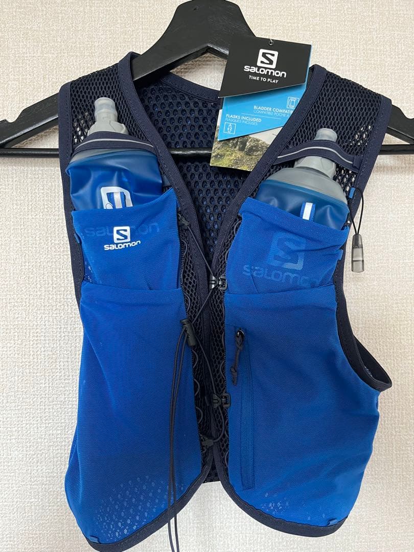 新品　サロモン　salomom トレラン　バックパックACTIVE SKIN 4