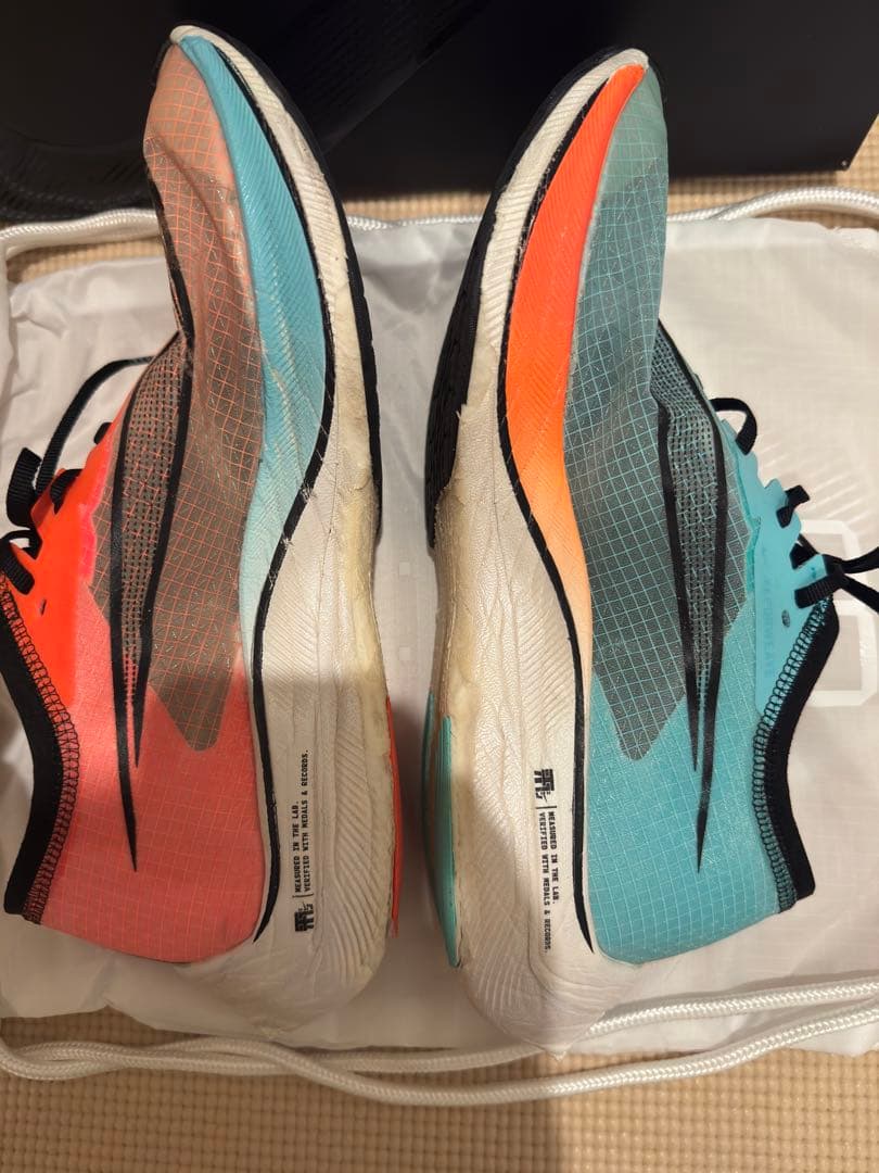 Nike ZoomX Vaporfly NEXT% 2 箱根モデル