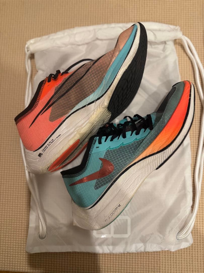 Nike ZoomX Vaporfly NEXT% 2 箱根モデル