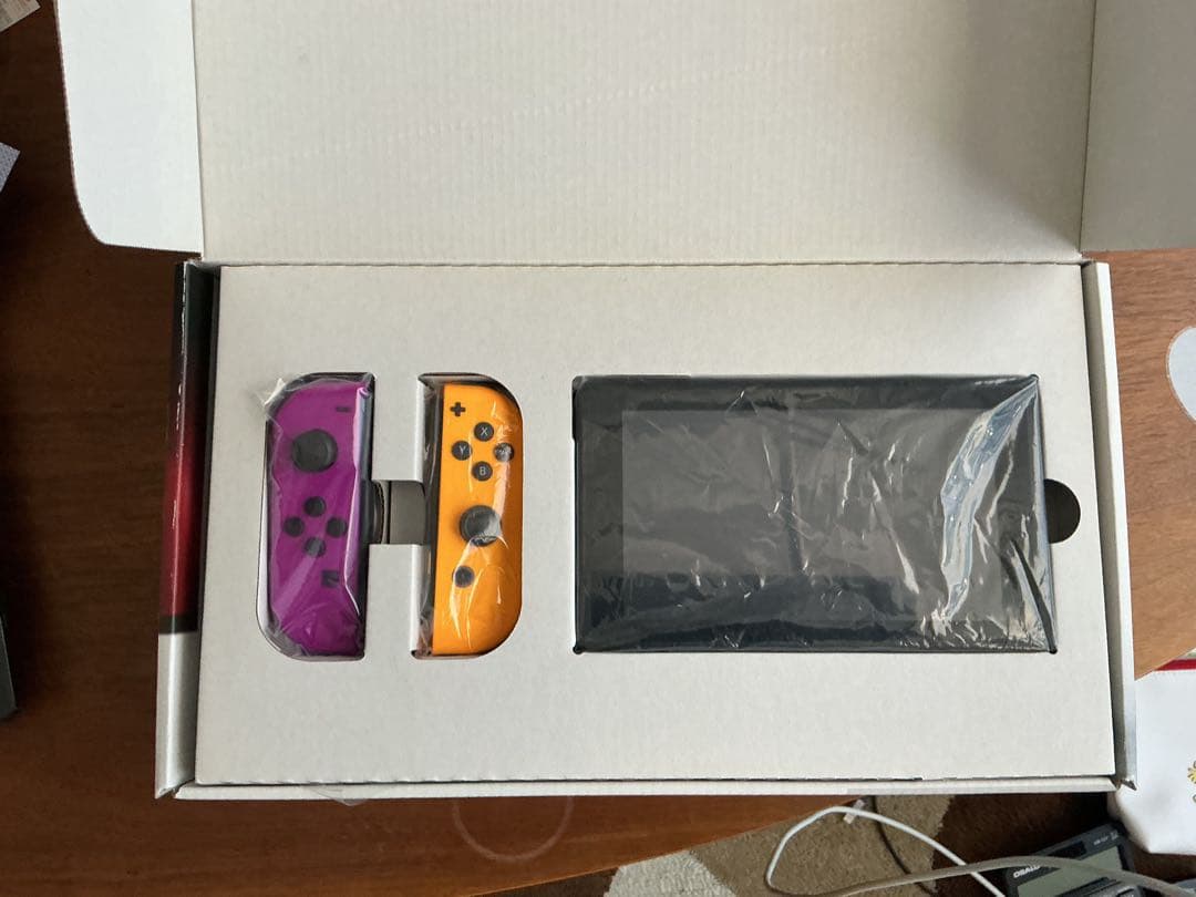 Nintendo Switch 紫/オレンジ 本体