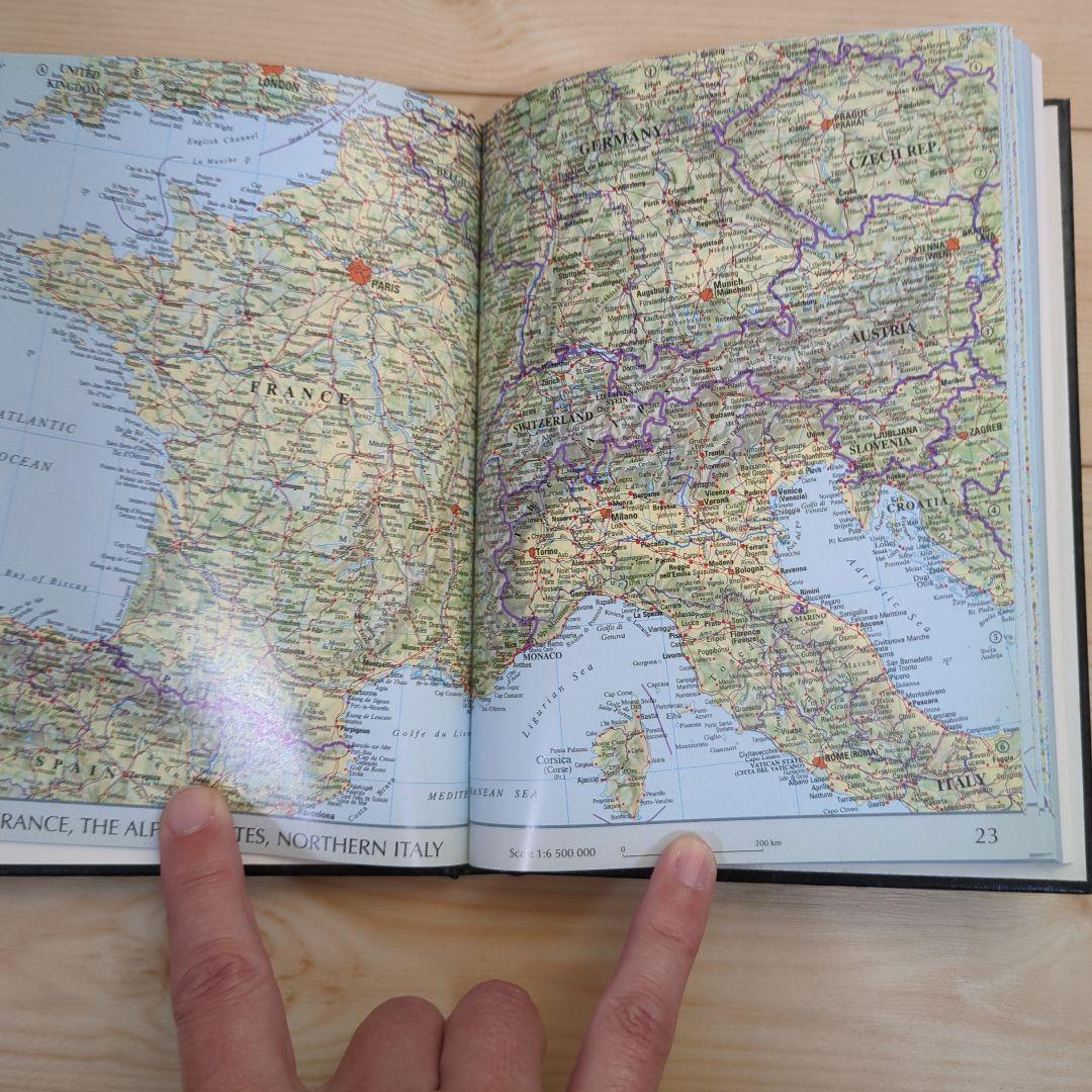 【非売品】MAERSK WORLD ATLAS