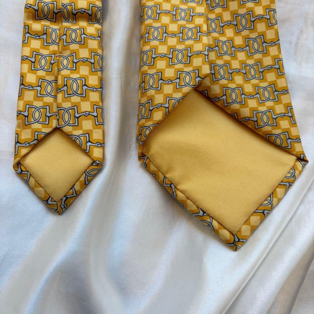 【フランス製】　エルメス　HERMES 幾何学模様 シルクネクタイ