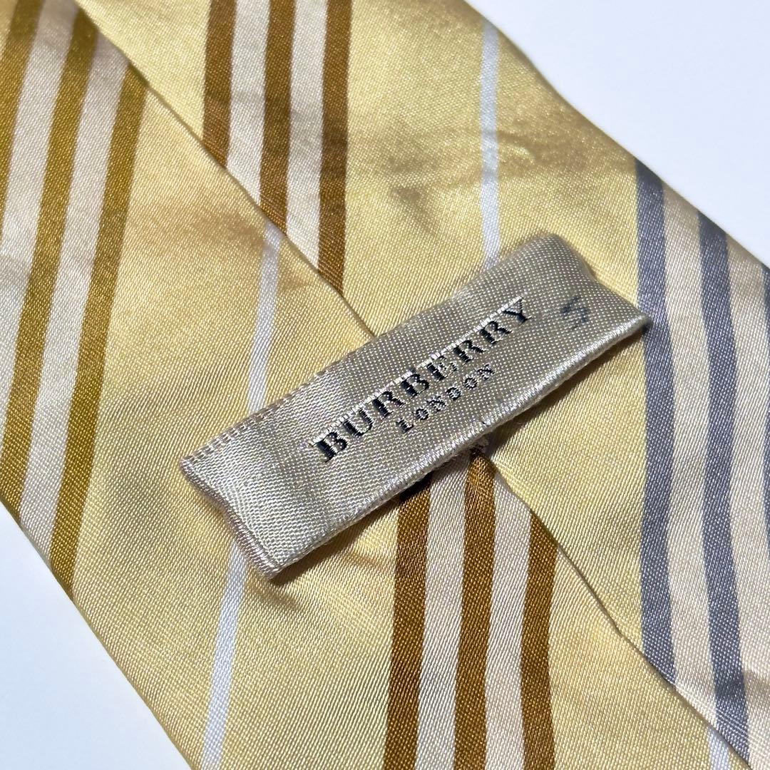 【美品】 Burberry バーバリー ストライプ柄 イエロー系 ネクタイ