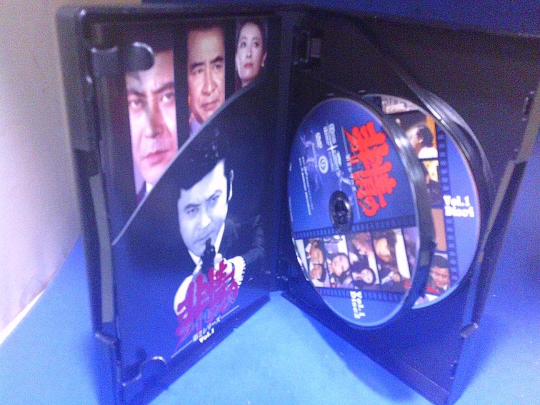 非情のライセンス第2シリーズVol.1コレクターズDVD　天知茂　セル版・中古品