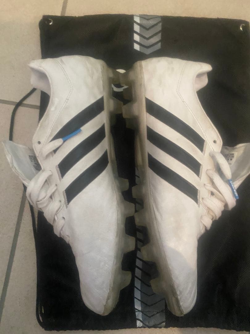 パティーク11Pro 内田篤人モデルadidas adizeroスパイクシューズ