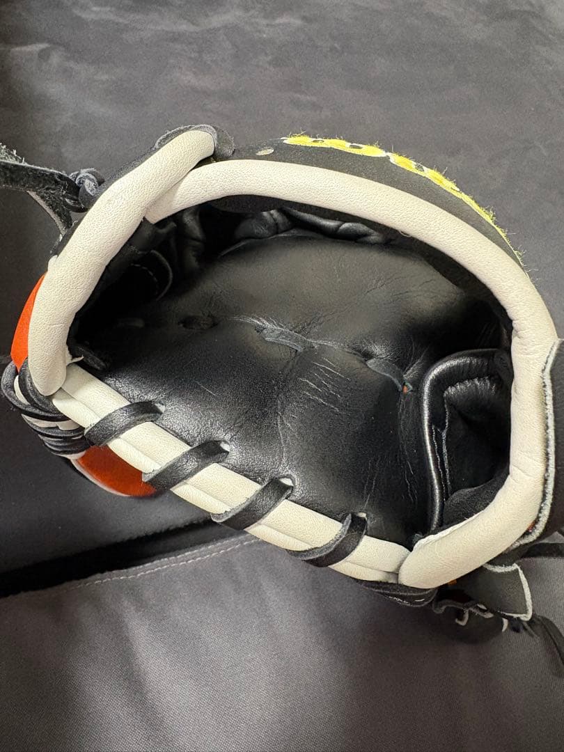 【日本未発売】Wilson A2000 硬式グローブ11.75 1975型