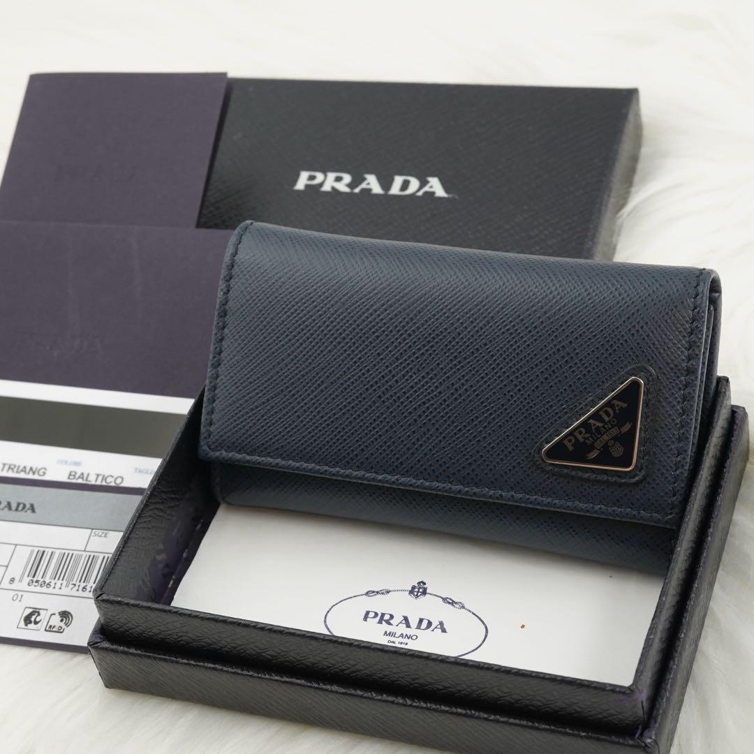 新品未使用品　箱・カード付き　PRADA プラダ　キーケース　サフィアーノレザー