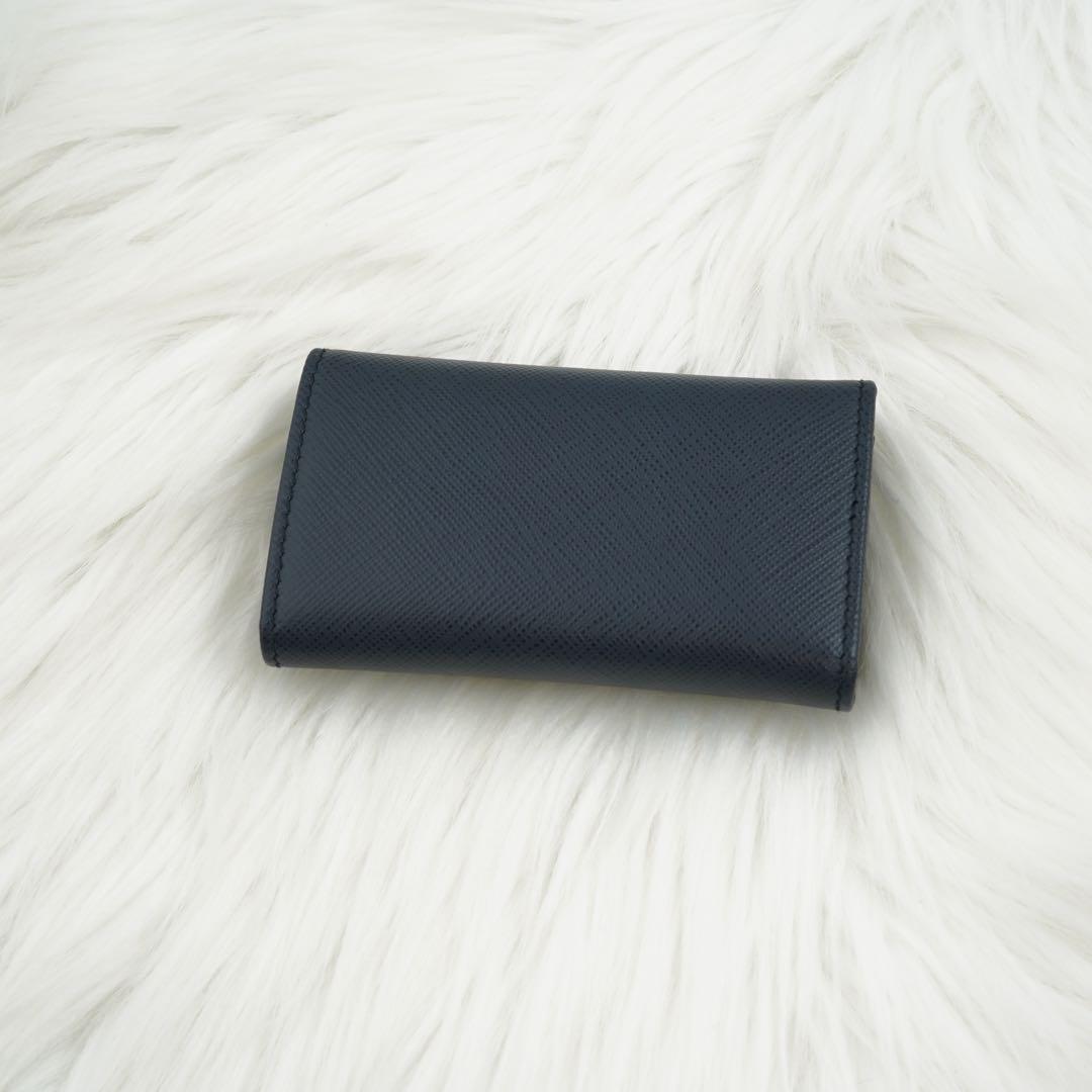 新品未使用品　箱・カード付き　PRADA プラダ　キーケース　サフィアーノレザー