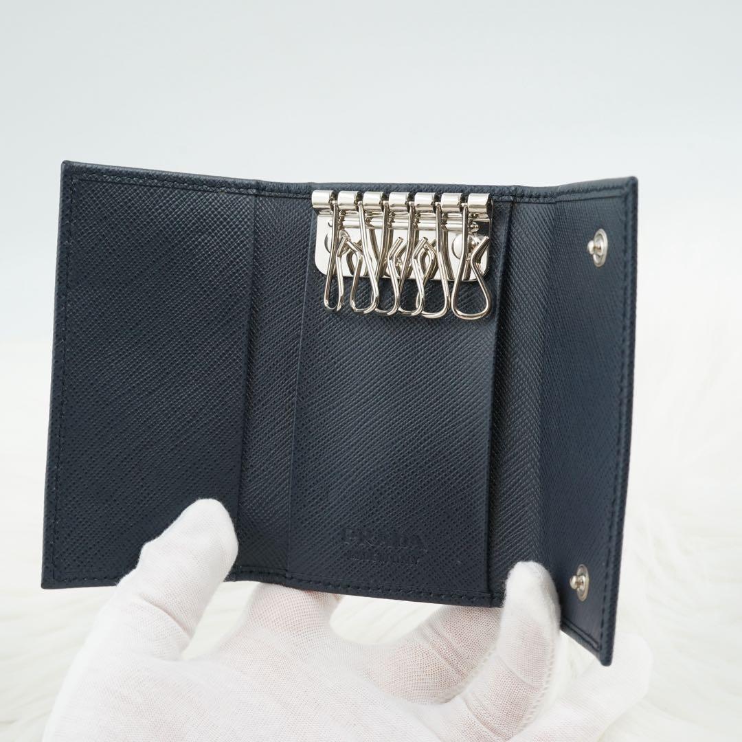 新品未使用品　箱・カード付き　PRADA プラダ　キーケース　サフィアーノレザー