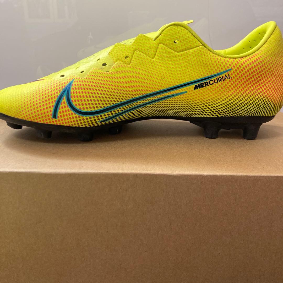 NIKE マーキュリアル　ヴェイパー 13 PRO MDS HG