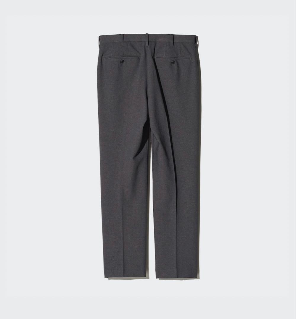 新品未使用　UNIQLOダークグレー 感動パンツ　3本セット