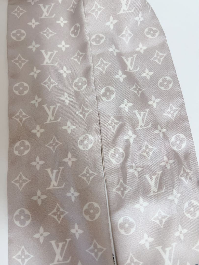 ルイヴィトン　LOUIS VUITTON バンドー　ヴィヴィエンヌ