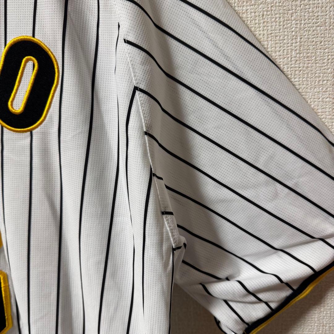 ［最安値］　激レア　阪神タイガース　佐藤輝明　サトテル　ユニホーム　XO