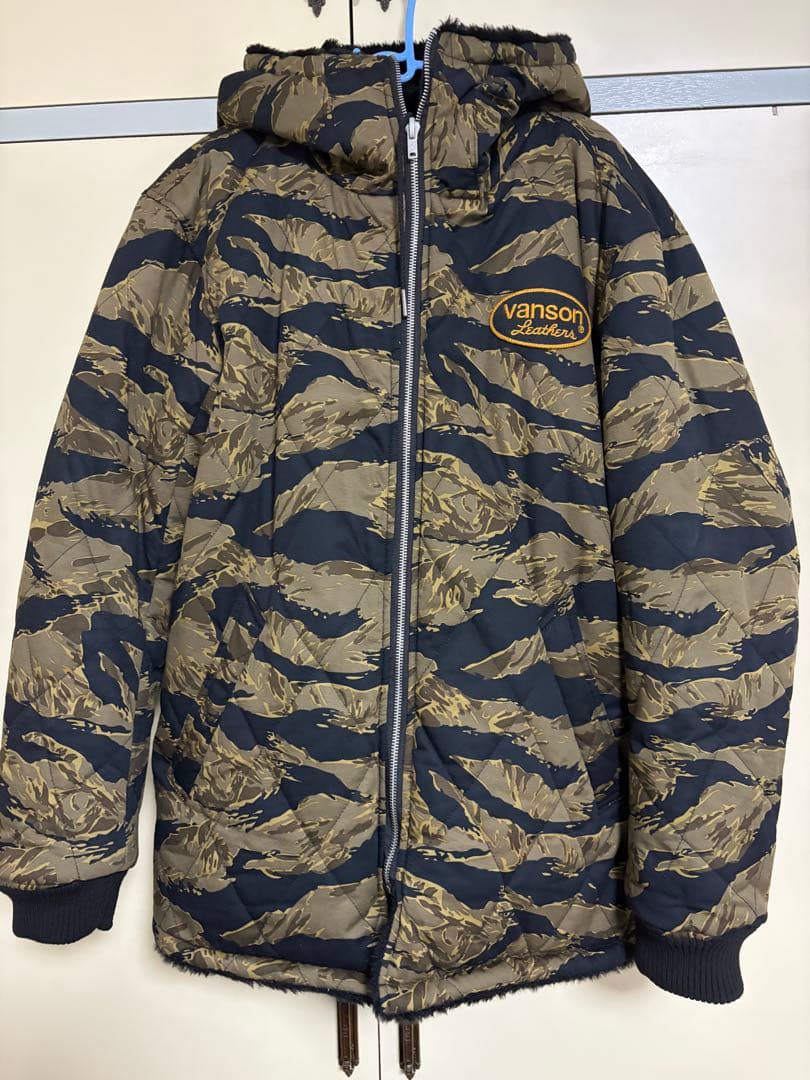VANSON ブランドロゴ リバーシブル・ファージャケット