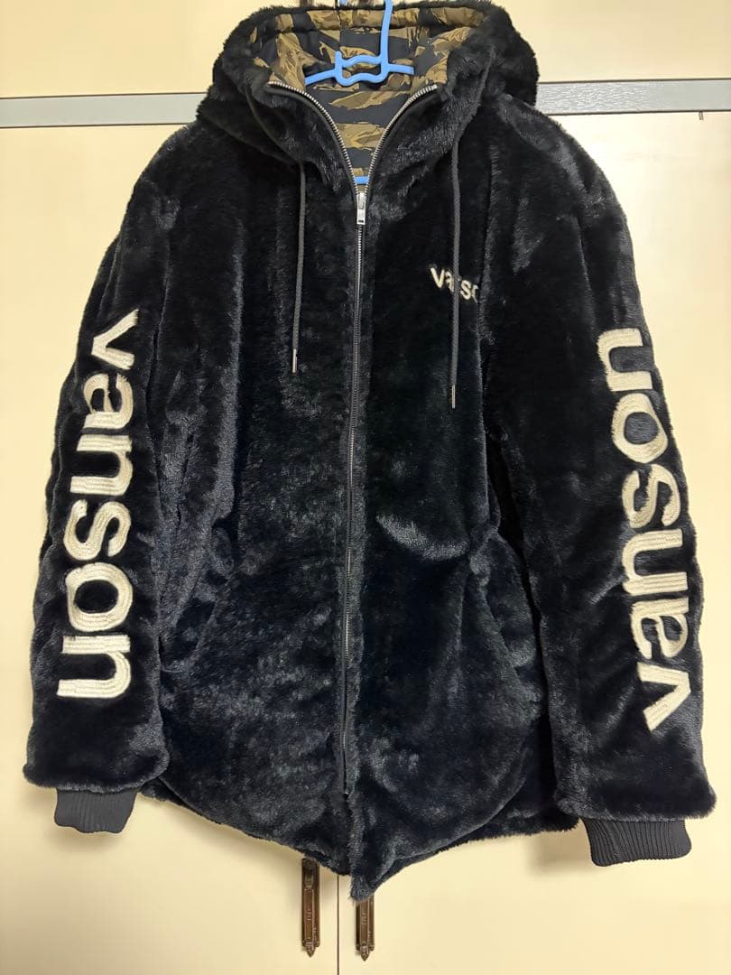 VANSON ブランドロゴ リバーシブル・ファージャケット