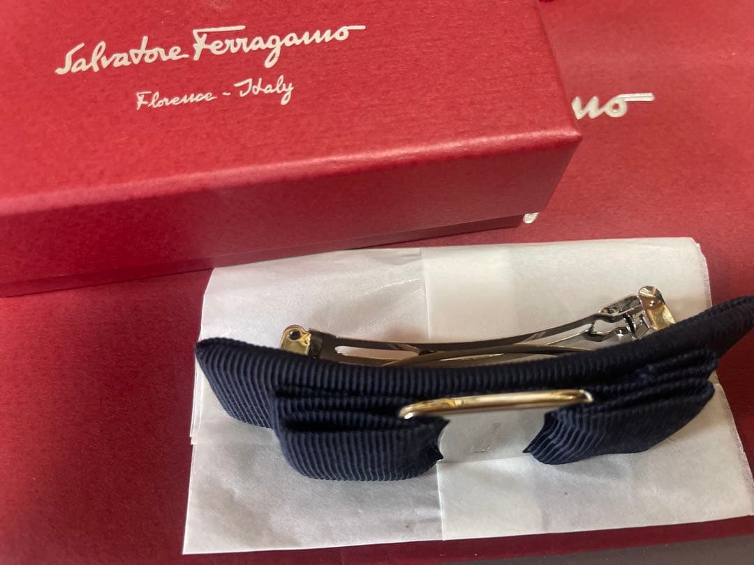 【美品】Salvatore Ferragamo バレッタ リボン ヘアアクセ