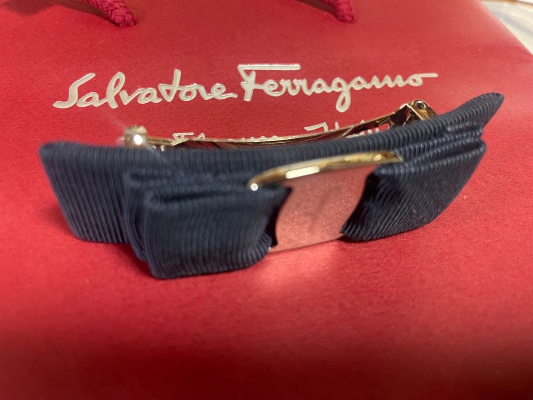 【美品】Salvatore Ferragamo バレッタ リボン ヘアアクセ