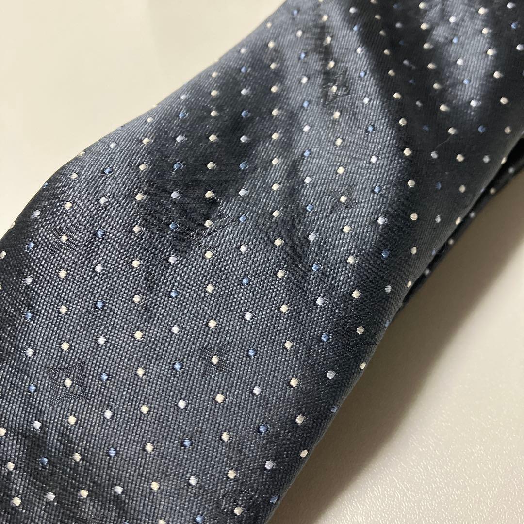 VUITTON ネクタイ　ドット　モノグラム シンプル