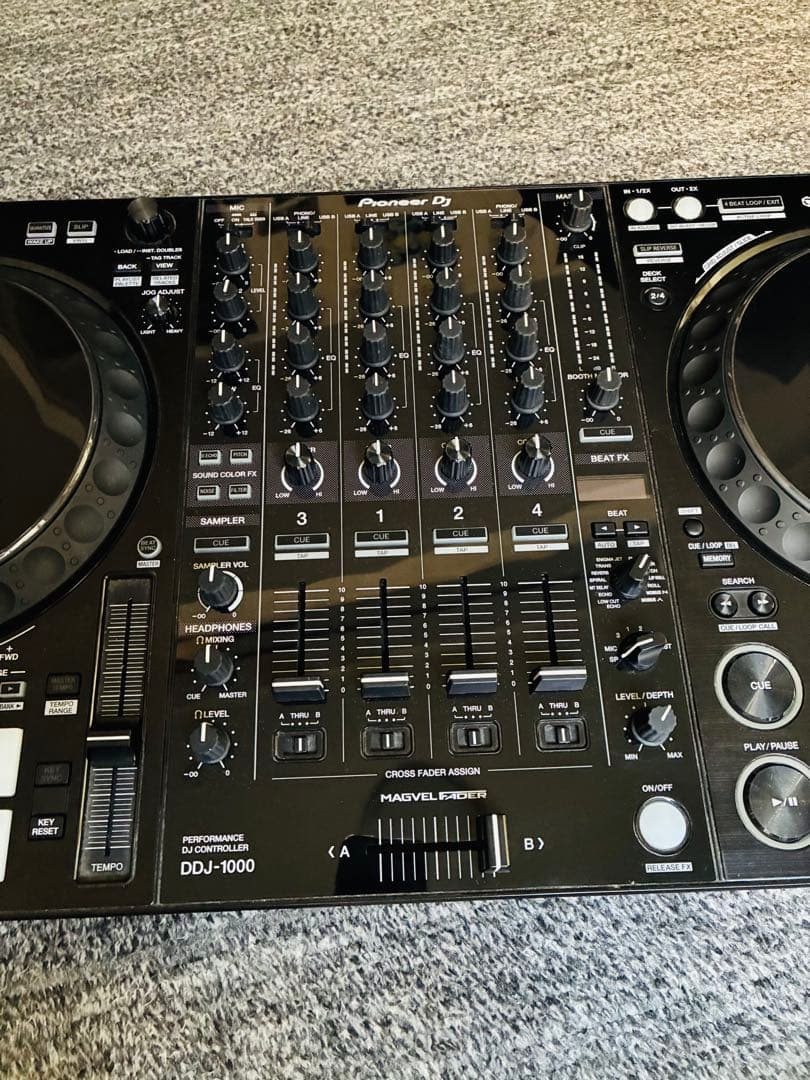Pioneer DJ DDJ-1000 コントローラー
