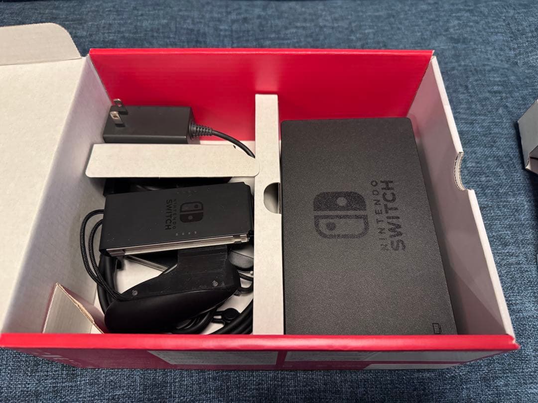 Nintendo Switch 本体 付属品完備 動作確認済　即日発送可