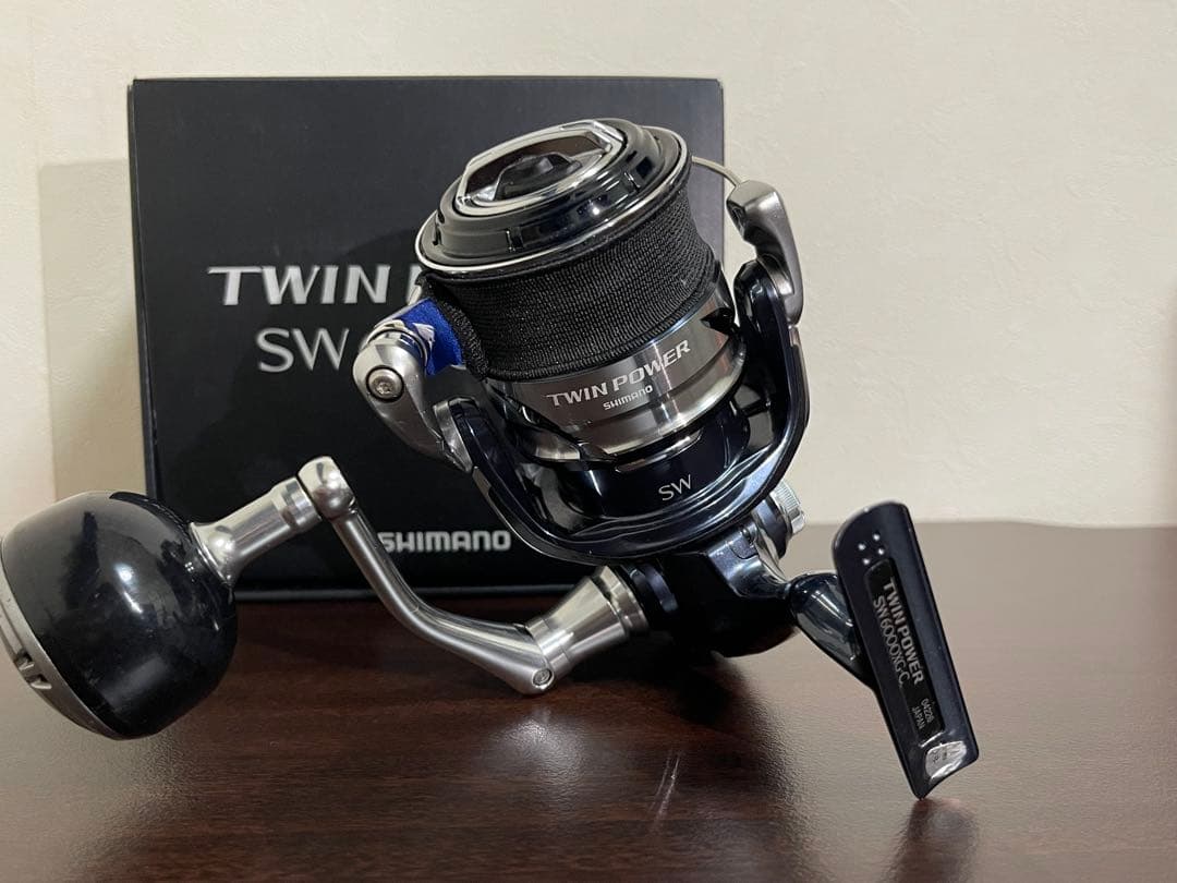 シマノ21TWIN POWER SW6000XG スピニングリール美品おまけ付き
