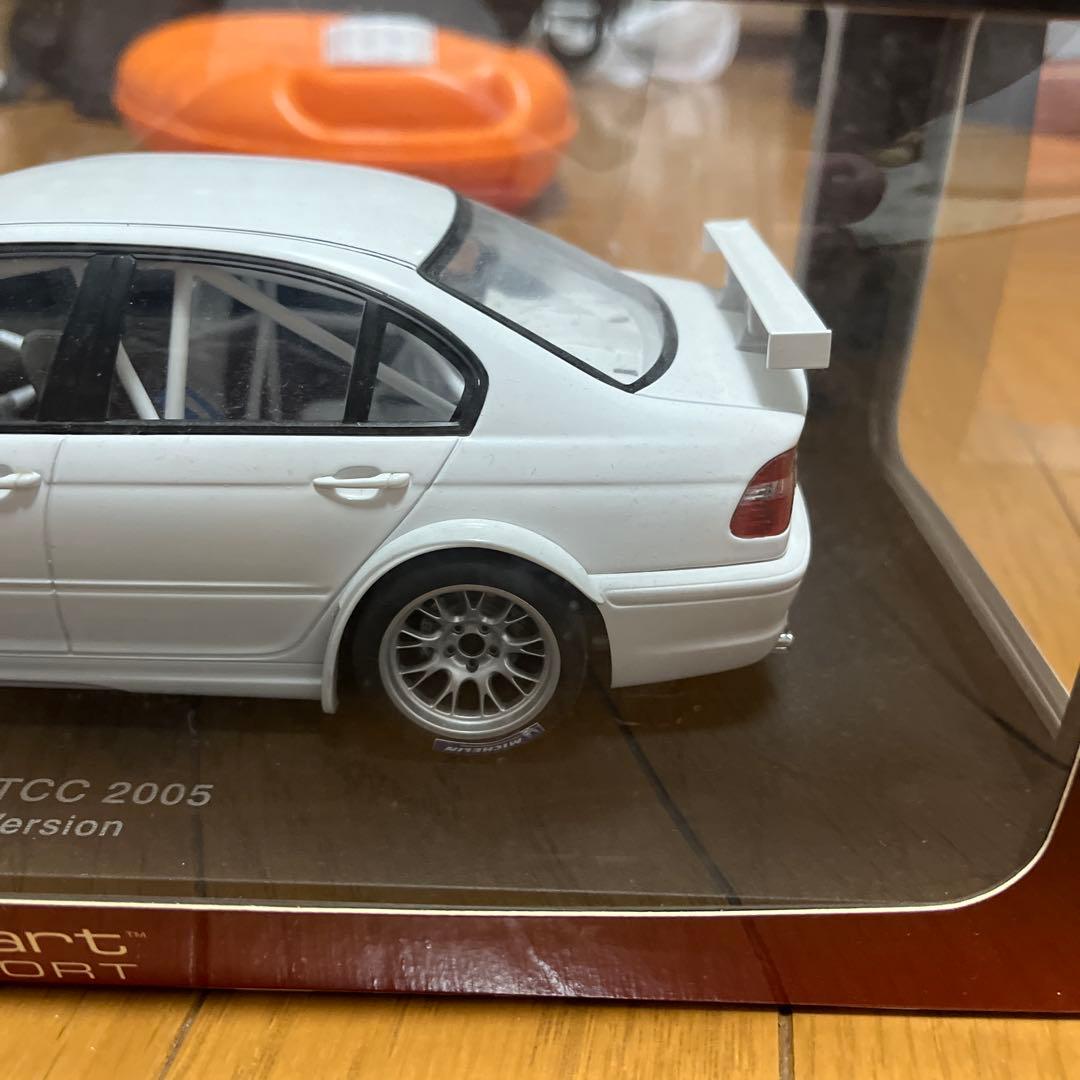 オートアート 1/18  320i WTCC E46