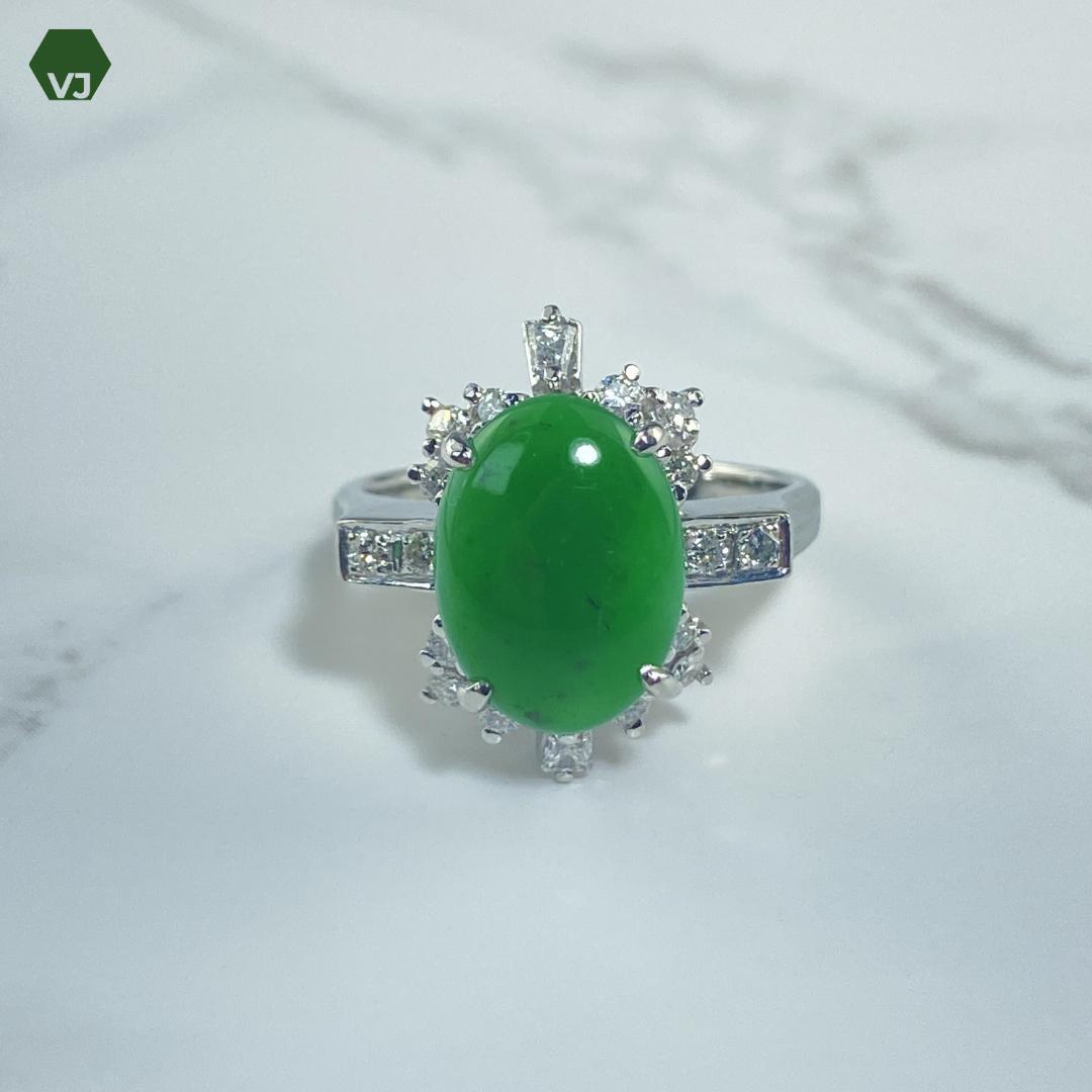 【16-8】翡翠（ジェイダイト）　ダイヤモンド　リング　D0.25ct