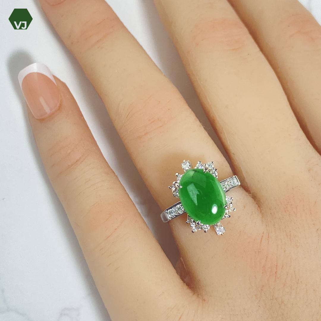 【16-8】翡翠（ジェイダイト）　ダイヤモンド　リング　D0.25ct