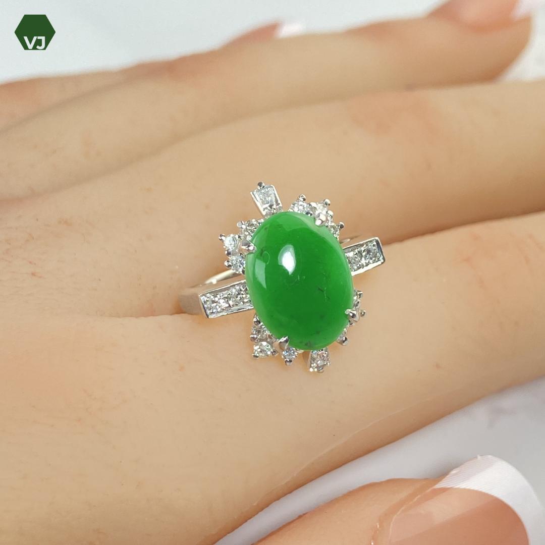 【16-8】翡翠（ジェイダイト）　ダイヤモンド　リング　D0.25ct