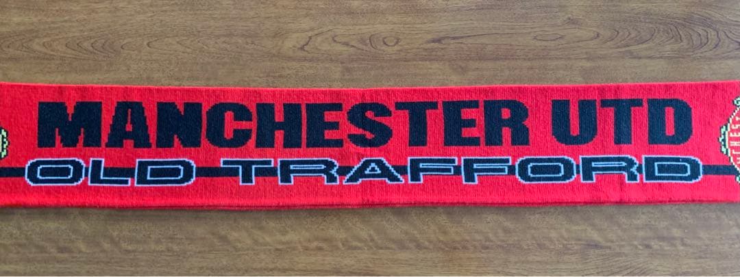美品 Man Utd ニットマフラー 英国製 公認商品