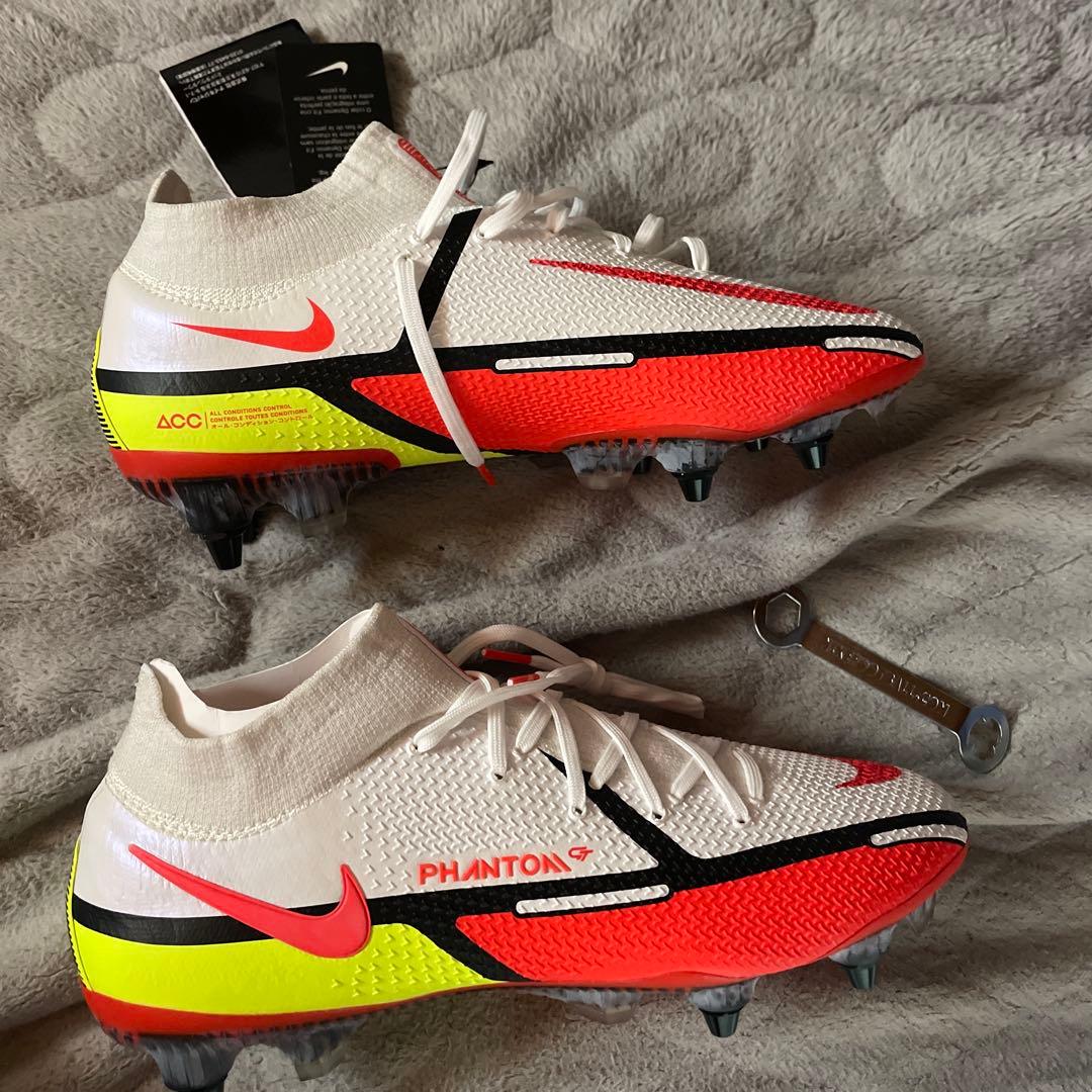 俊*様 Nike サッカースパイク　取り替え式 25.5cmファントム新品未使用